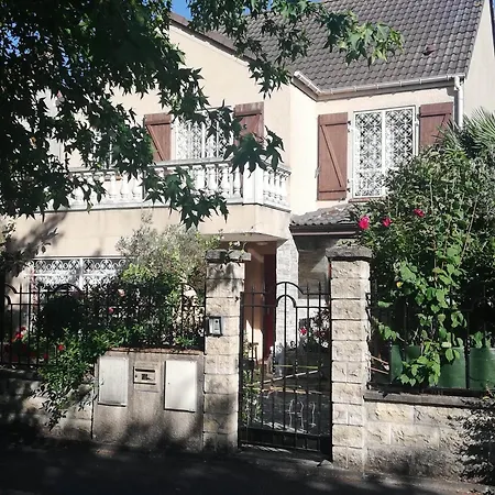 Fastrentbnb Cozy * Villepinte (Seine-Saint-Denis)